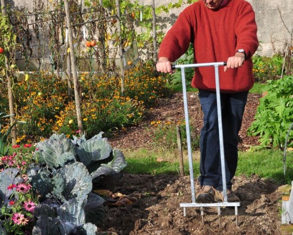 Paillage d'hiver, protéger, nourrir, prévenir Comment pailler  jaime-jardiner