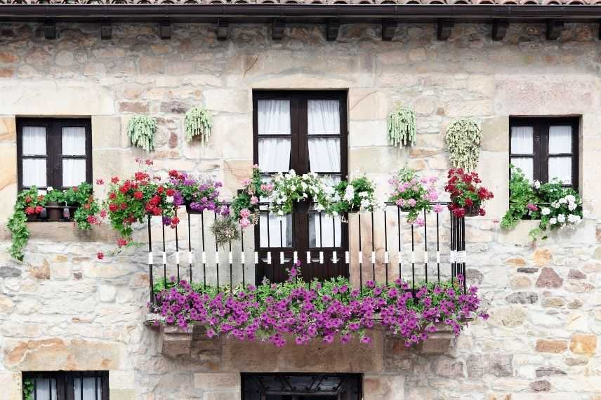 Maison miniature à créer Balcon fleuri